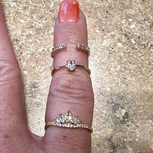 NWOT-Set of three gold Ettika rings